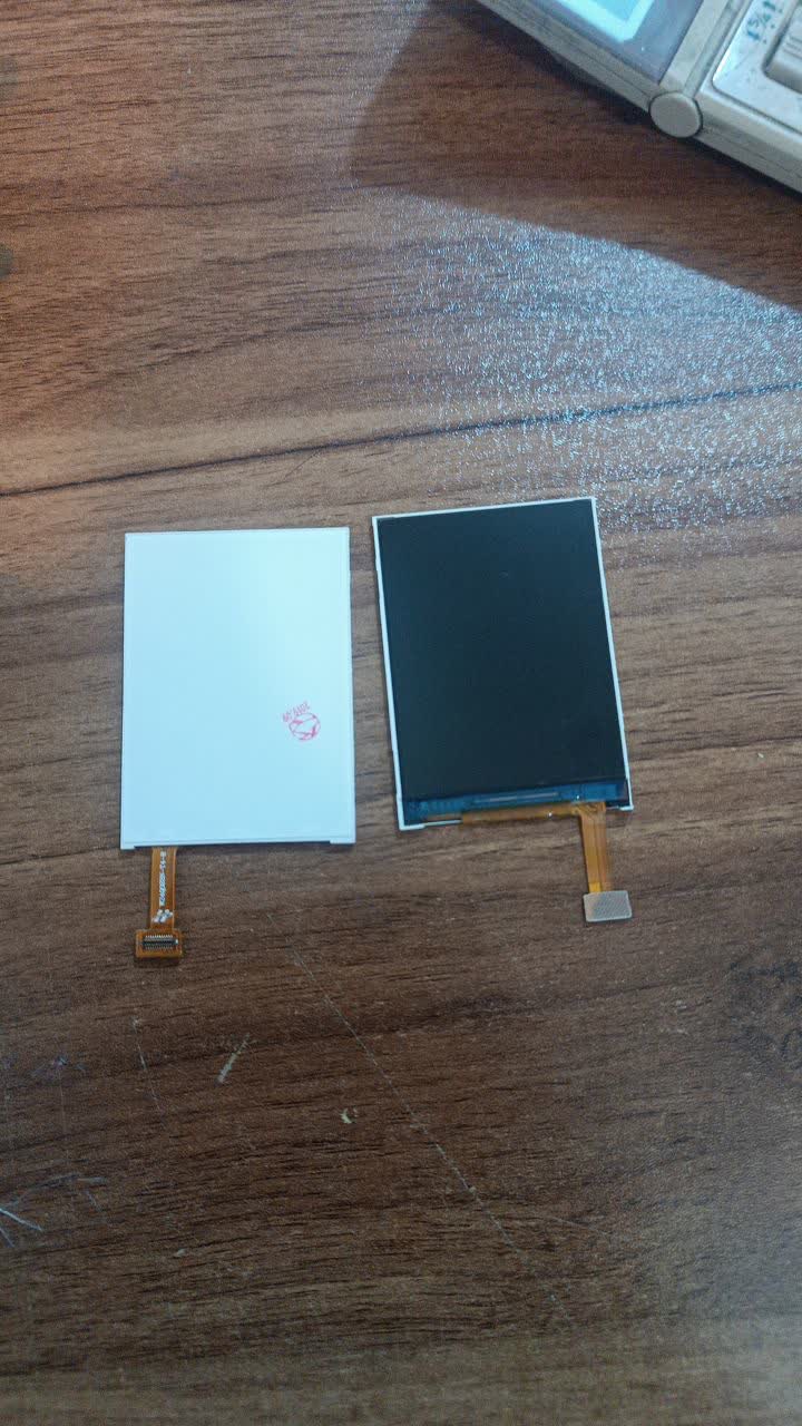 ال سی دی نوکیا آشا 220 N 220