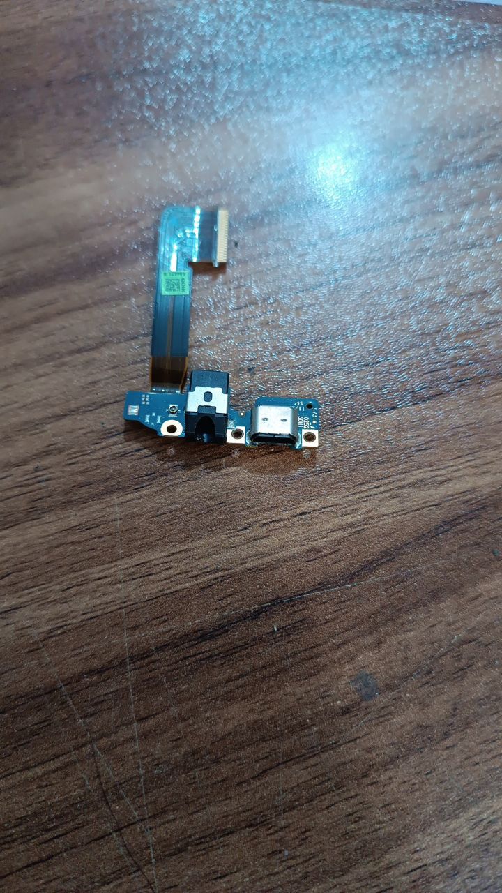 فلت شارژ هندسفری اچ تی سی وان ام8 flat charge handsfree one m8 htc