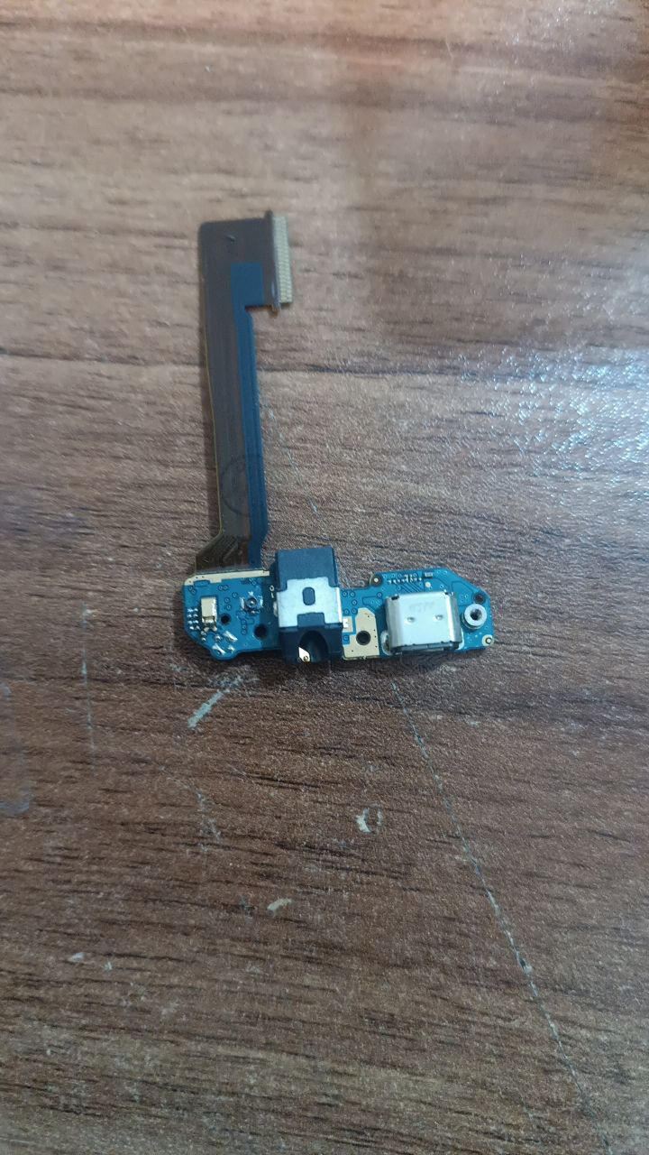 فلت شارژ هندسفری اچ تی سی آ9 flat charge handsfree htc one A9